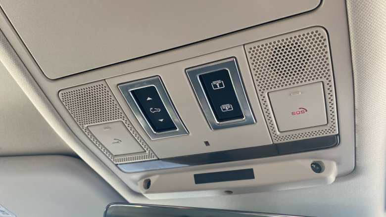 Land Rover Defender 2.0 D240 First Edition 110 5dr Auto Diesel Estate